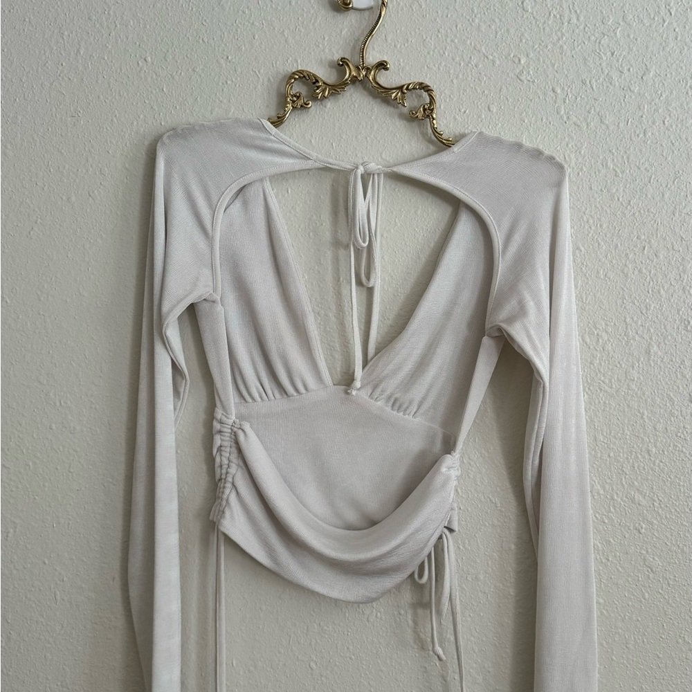 Cut out long sleeves shirt 12th tribe